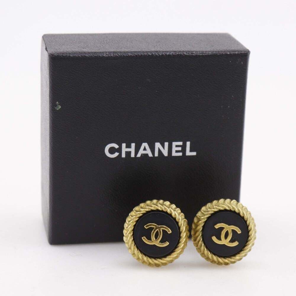 CHANEL Authentic Vintage Black Logo Earrings - Picture 9 of 9